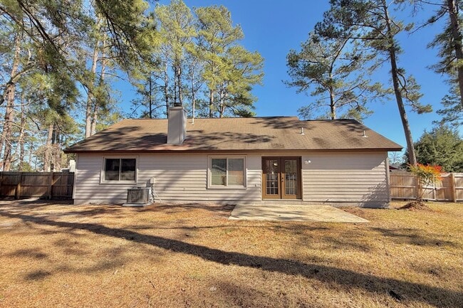 Building Photo - AVAILABLE NOW! (One Pet Maximum)