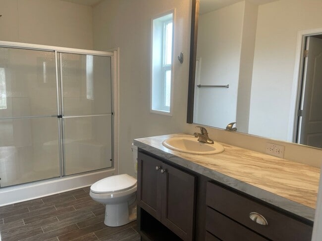 Building Photo - 3bed 2bath + bonus room, natural landscaping, Split Floor Plan Lower Magalia Paradise Pines