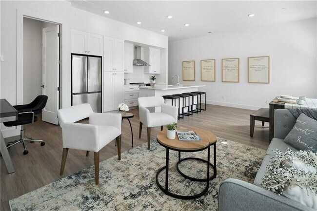 Building Photo - 9040 Main St