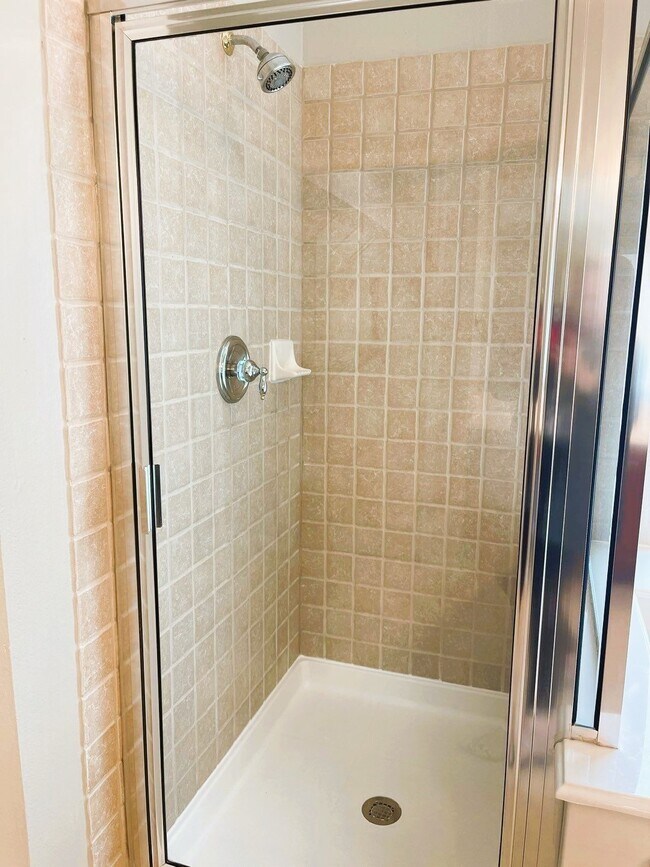 Building Photo - 19806 Shavon Springs Dr