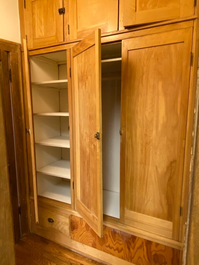 Building Photo - 2339 N. Geneva