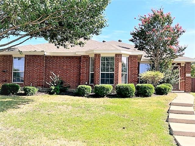 Building Photo - 612 Comanche Trail