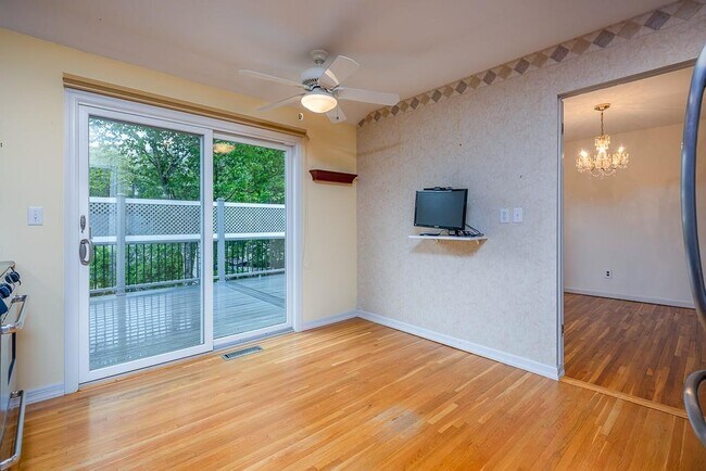 Building Photo - 12 Gerken Dr