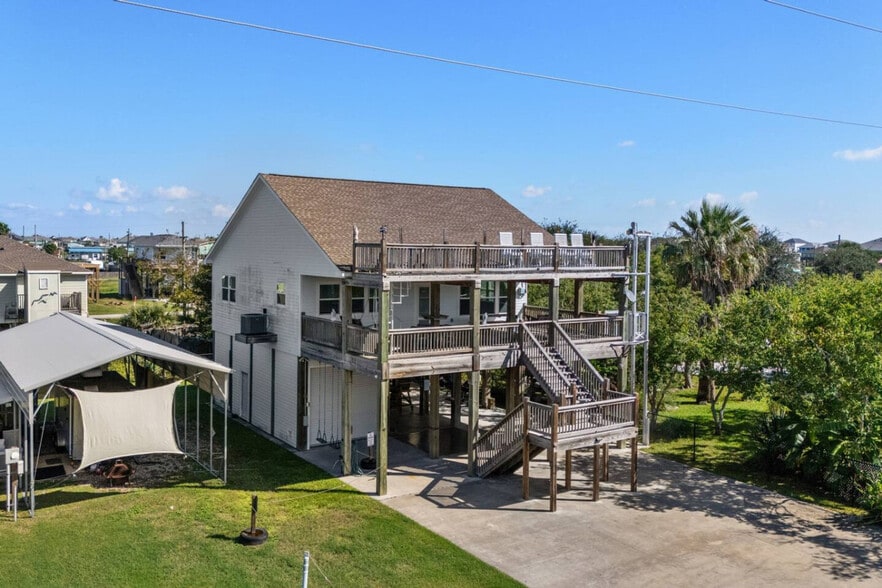 Building Photo - 948 Kahla Dr