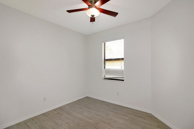 Building Photo - Gran Paradiso Annual Villa for Rent