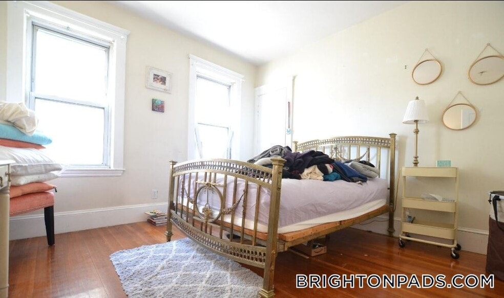 Building Photo - 505 Washington St