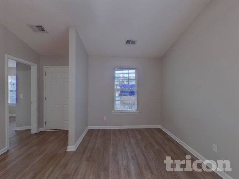 Building Photo - 538 Providence Crossing