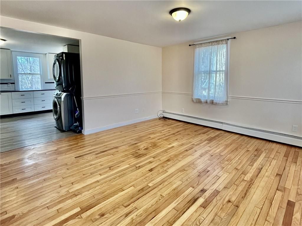 Building Photo - 8 North Road, A