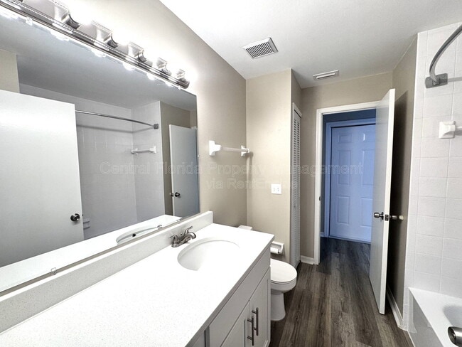 Building Photo - 7305 Marseille Cir