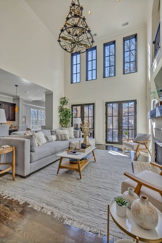 Building Photo - 1127 Glendale Ln