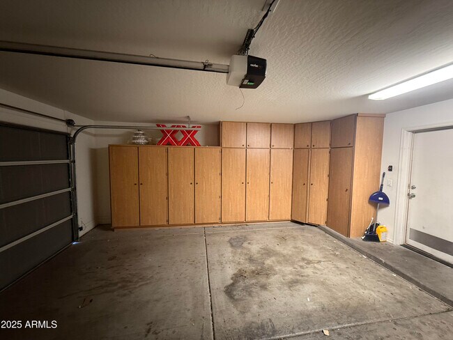 Building Photo - 253 N 222nd Dr