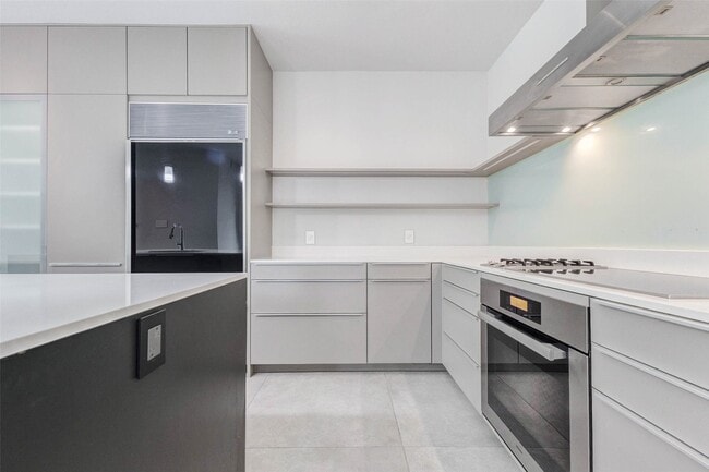 Building Photo - 1222 Marconi St