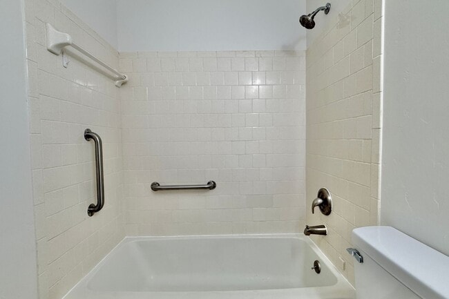 Building Photo - AVAILABLE NOW! (One Pet Maximum)