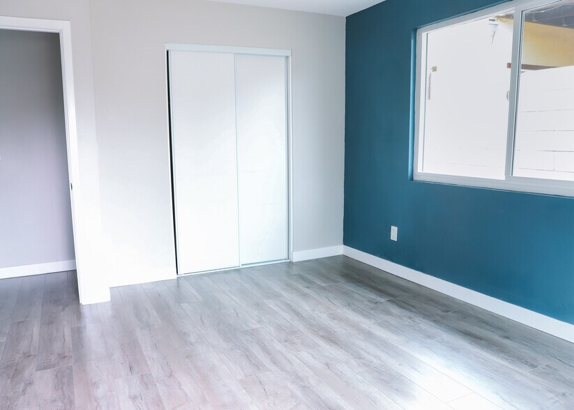 Building Photo - 1130 Wesley Ave