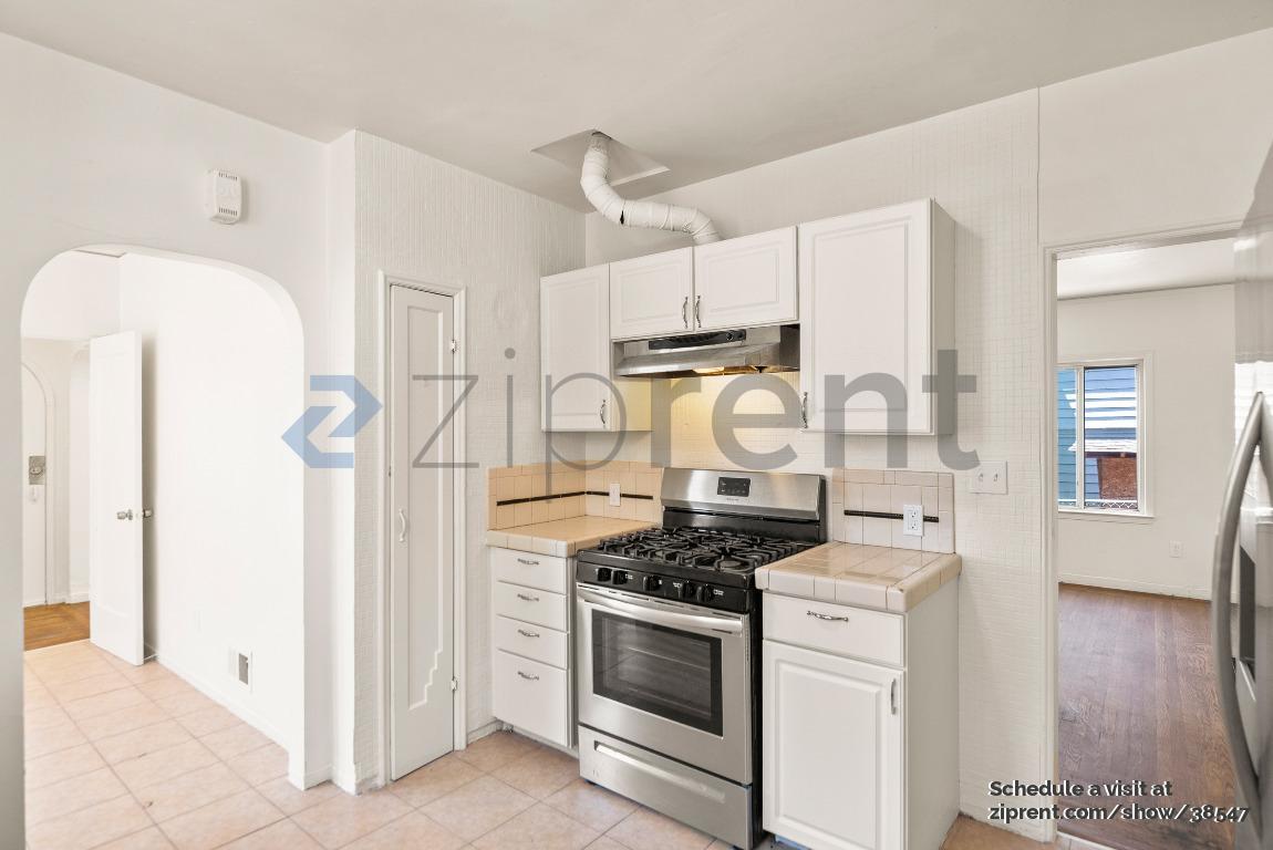 Building Photo - 2107 69th Ave