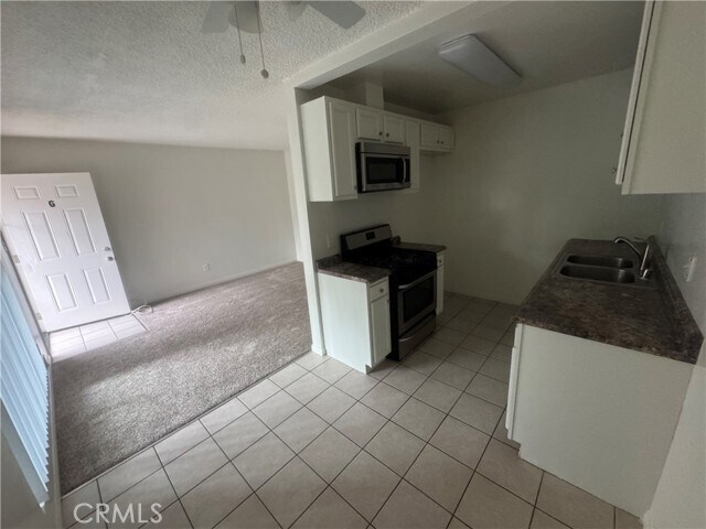 Building Photo - 1551 W Ball Rd