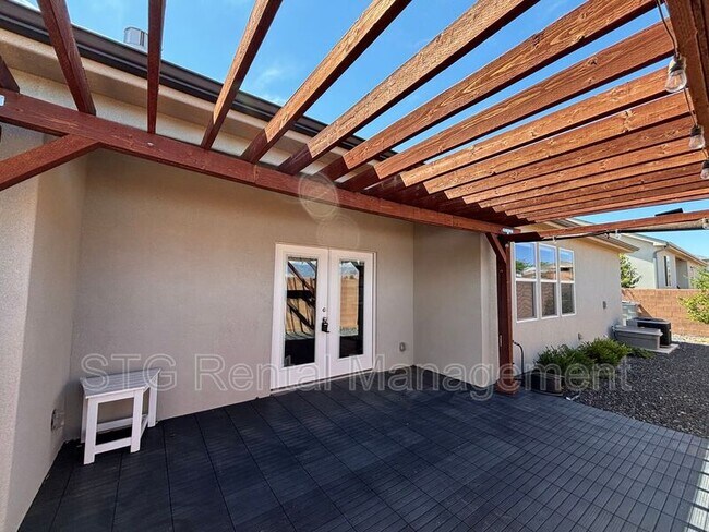 Building Photo - 1792 W 150 S