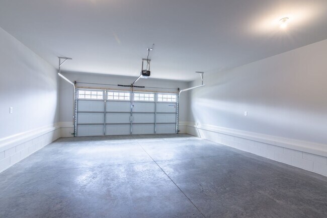 Building Photo - FOR LEASE - Brand New Construction - 3BR, 2.5BA, 2300sqft (Gallatin)