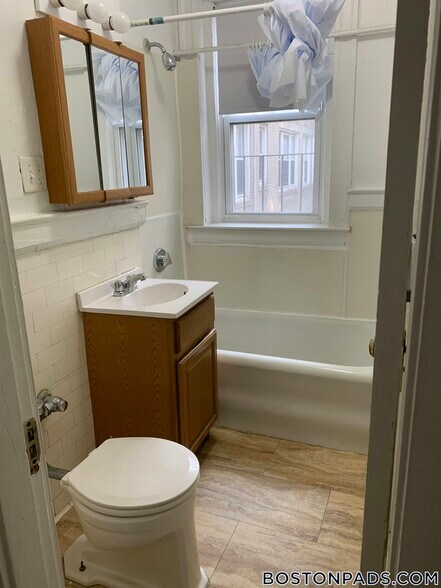 Building Photo - 1171 Boylston St