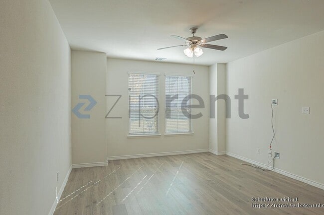 Building Photo - 2020 Saddle Wy