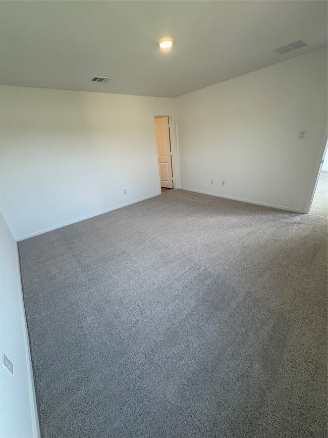 Building Photo - 909 Lago Laceno Ln