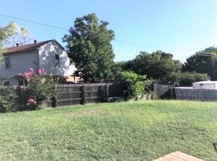 Building Photo - 307 Eichelberger Dr