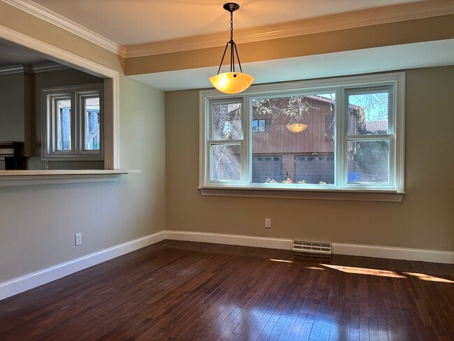 Building Photo - 2421 White Oak Trail