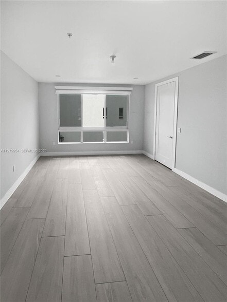 Building Photo - 10336 NW 64th St