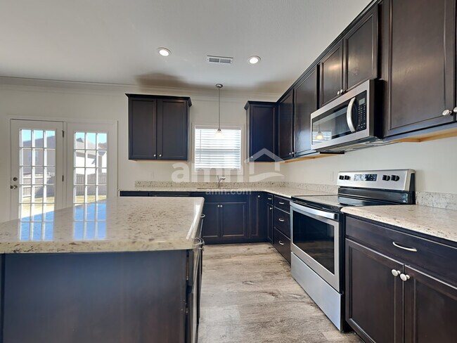 Building Photo - 6956 Holliday Park Ln