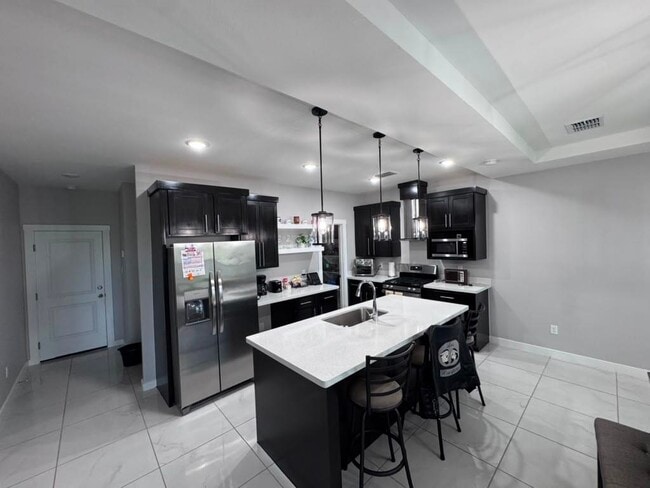 Building Photo - 3012 Clydesdale Dr