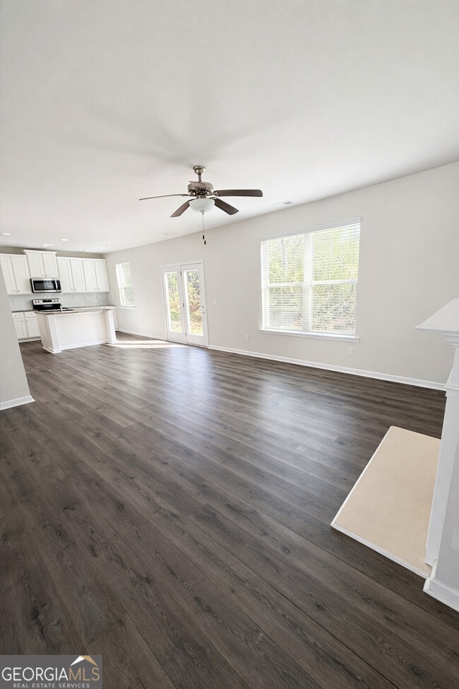 Building Photo - 214 Patriots Wy