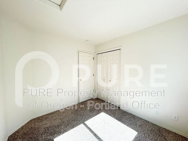 Building Photo - 16964 NW Desert Canyon Dr
