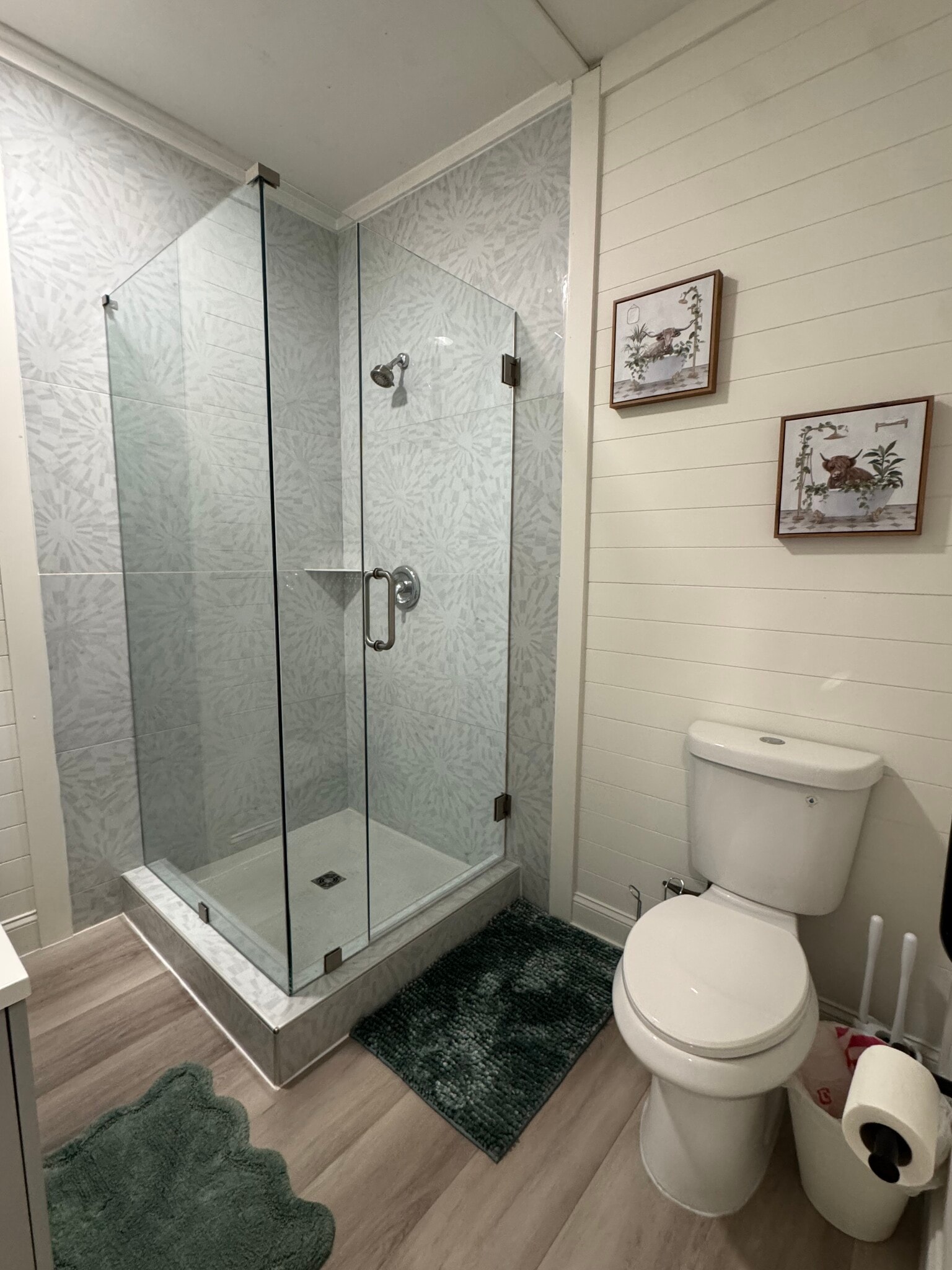 Custom built shower - 729 Highway 314