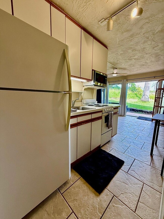 Building Photo - Prince Kuhio