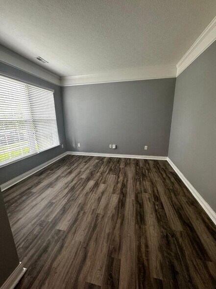 Building Photo - 3607 Graybeck Dr