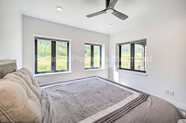Building Photo - 30610 Boot Ct