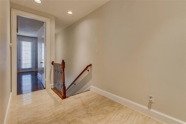 Building Photo - 634 Arbol