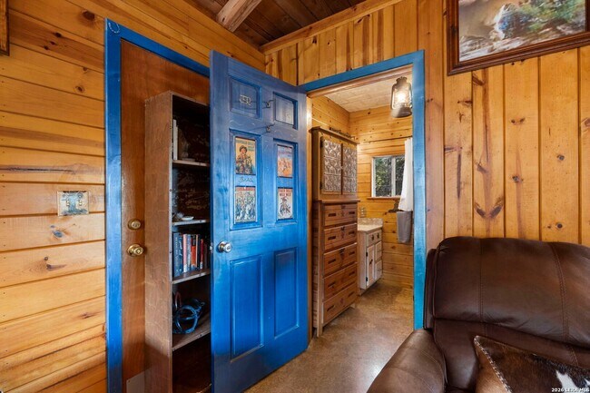 Building Photo - 11.7 Private Acres • All Bills Paid • Fully Furnished Option • Hill Country Views • 500 Sq Ft Wor...