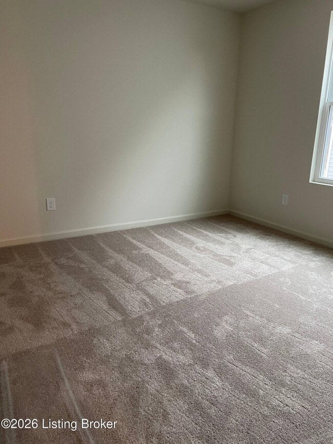 Building Photo - 2850 Fair Ln