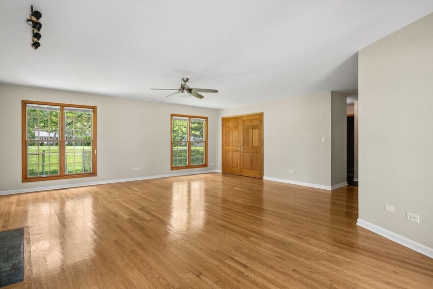 living room view 3 - 313 West St