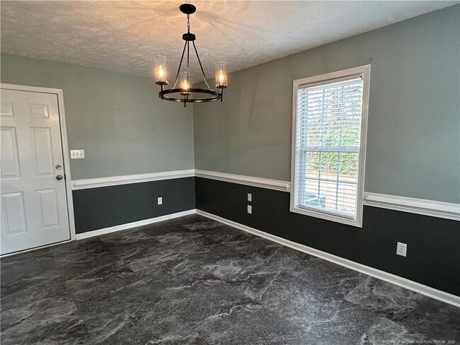 Building Photo - 3411 Hill St