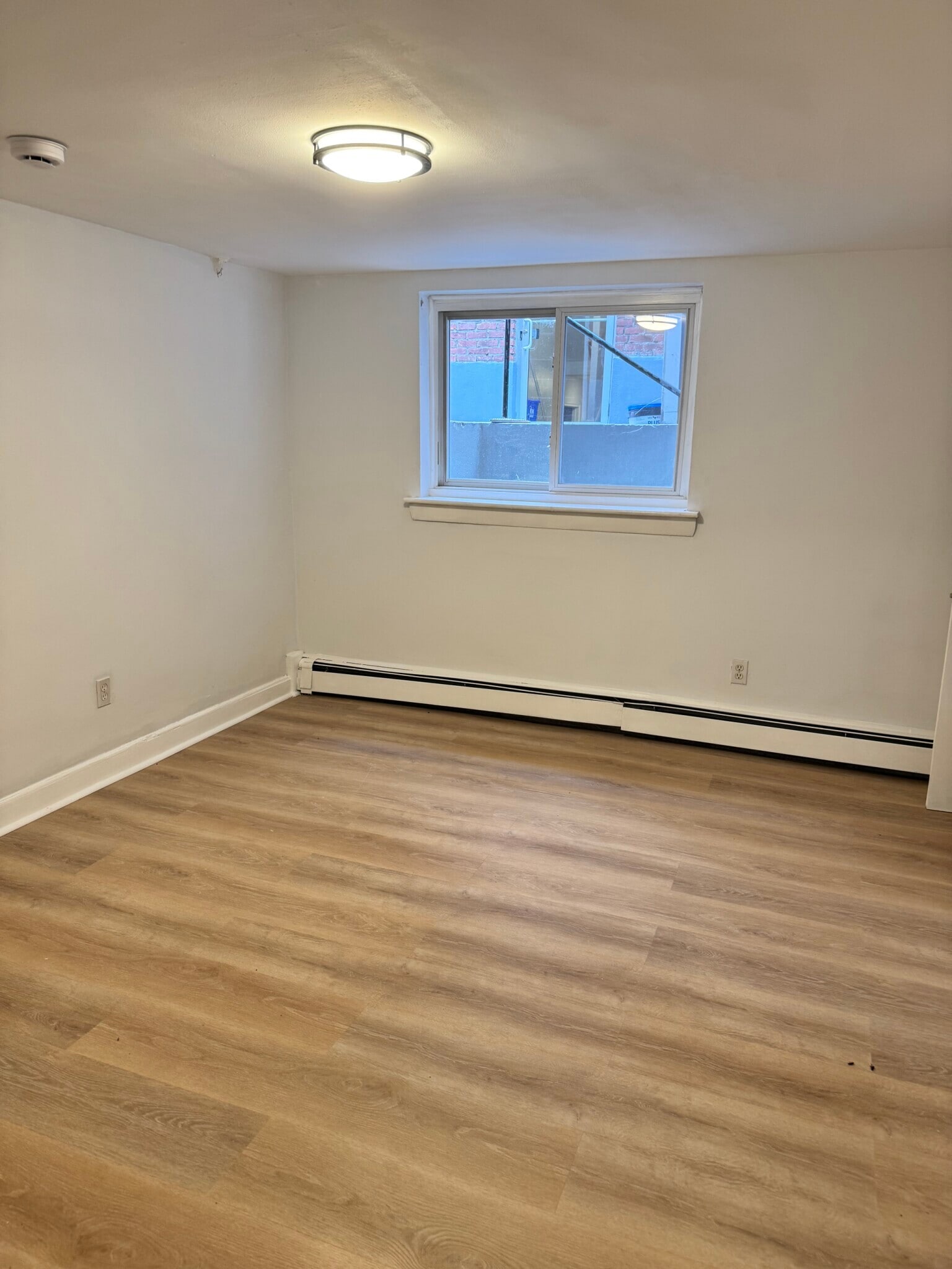 Building Photo - 61 Selkirk Rd