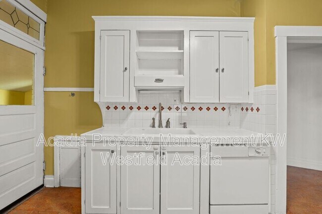 Building Photo - 620 S 900 E