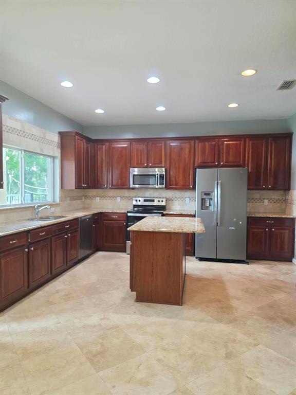 Building Photo - 14710 Cableshire Way