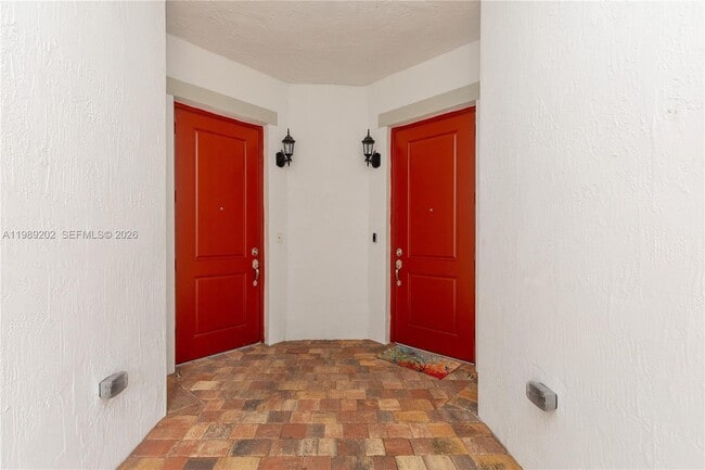 Building Photo - 11524 SW 16th St