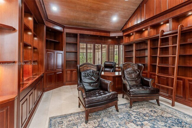 Building Photo - 6190 SW 102nd St