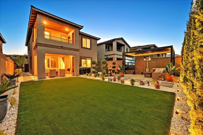 Building Photo - Luxury Summerlin West 4-Bedroom Home!