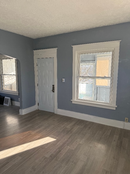 Building Photo - 4476 Evans St