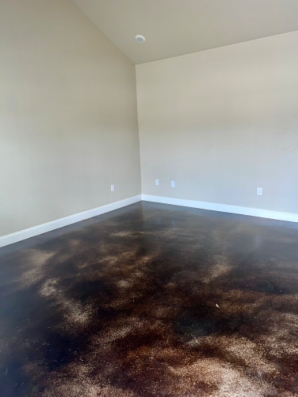 Building Photo - 3304 Belmont Dr