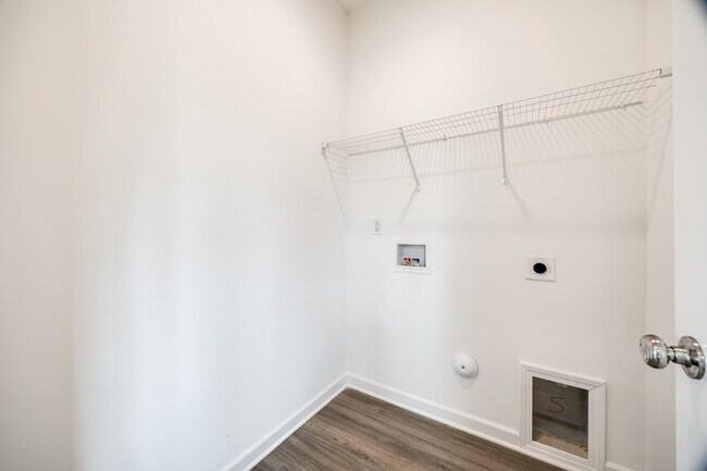 Building Photo - 20 S Mickley Ave